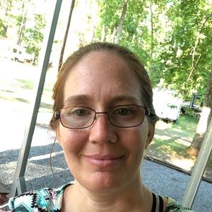 Meet your Posher, Vickie